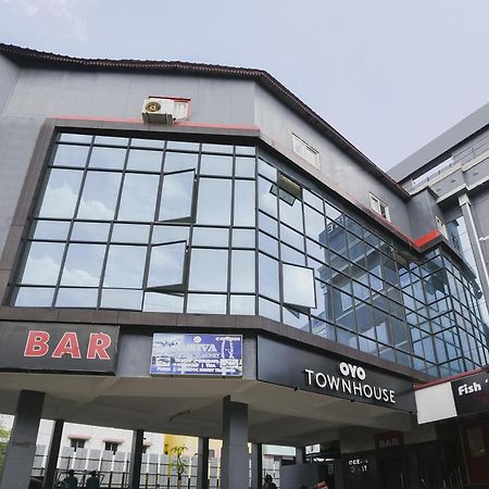 Hotel Collection O Vadapalani Čennai Exteriér fotografie