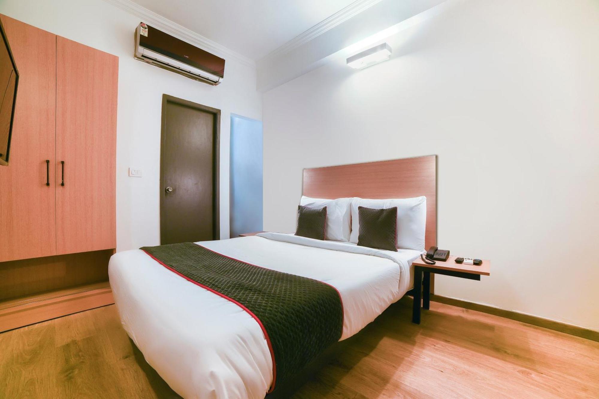 Hotel Collection O Vadapalani Čennai Exteriér fotografie