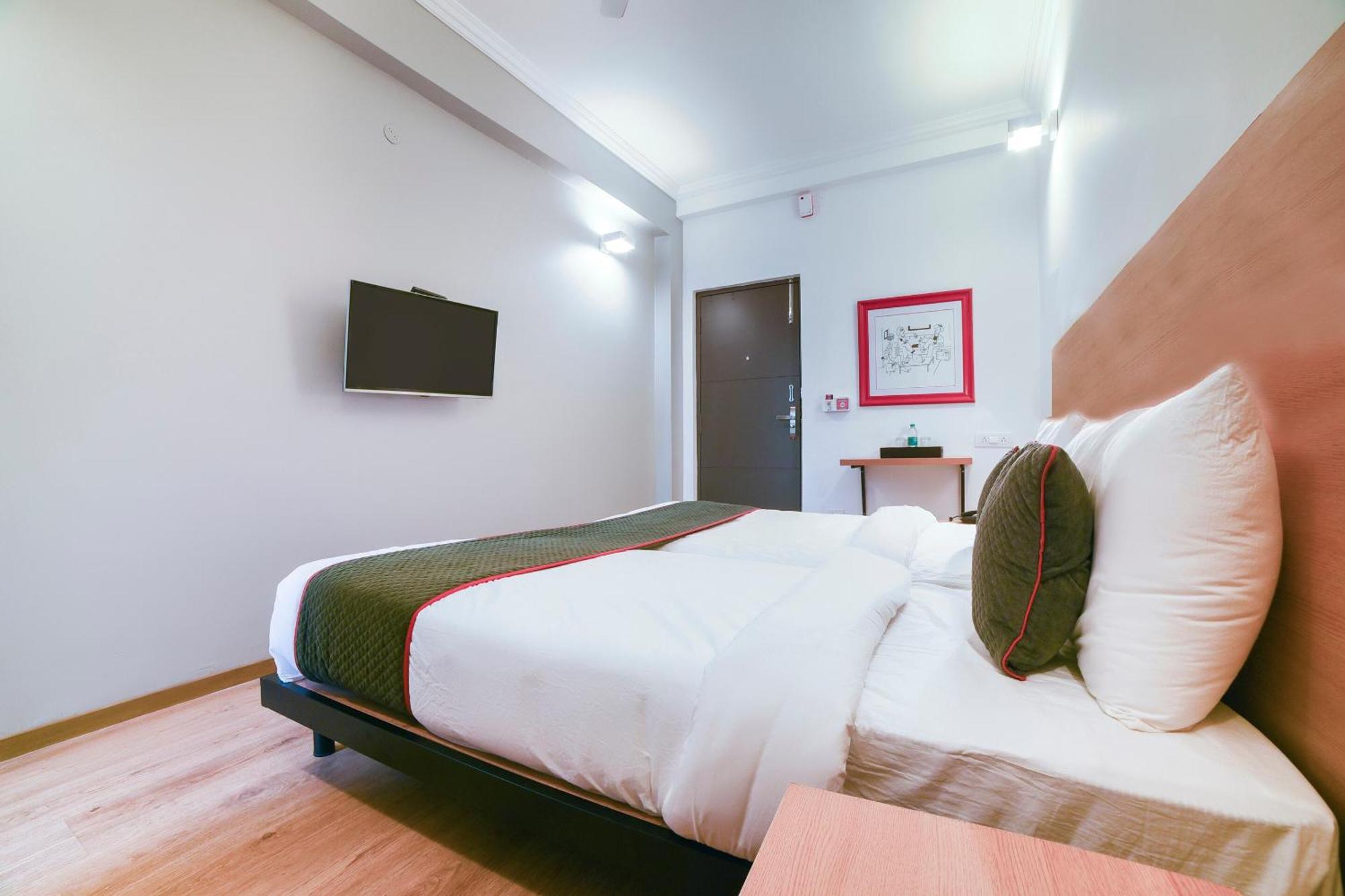 Hotel Collection O Vadapalani Čennai Exteriér fotografie